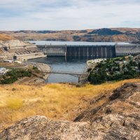 Grand Coulee Dam – Zack Frank / Shutterstock