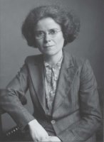 Kathleen Lonsdale (1935) – National Portrait Gallery, London (CC BY-NC-ND 3.0)