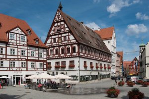 Nördlingen – MirasWonderland / Shutterstock