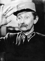 Vlasta Burian ve filmu Přednosta stanice (1941) – Profimedia.CZ