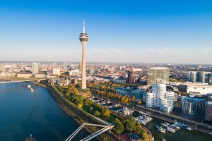 Düsseldorf – engel.ac / Shutterstock