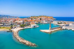 Rethymnon – Georgios Tsichlis / Shutterstock