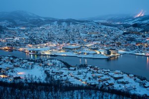 Harstad, Norsko – surachet khamsuk / Shutterstock