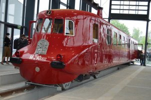 Motorový vůz M290.0 Slovenská strela – Profimedia.CZ