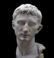 Gaius Octavius Augustus, sochařský portrét z doby jeho vlády, Istanbul, Archeologické muzeum – Chris Hill / Shutterstock