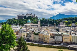 Salcburk – trabantos / Shutterstock