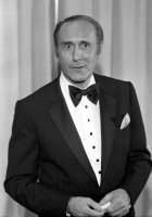 Americký hudební skladatel a dirigent Henry Mancini na portrétní fotografii z 80. let – Ralph Dominguez / MediaPunch / Profimedia.CZ