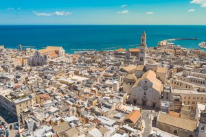 Bari – Fabio Dell / Shutterstock