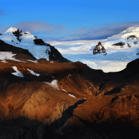 Hvannadalshnúkur – Mikadun / Shutterstock