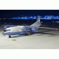 Antonov An-12B – Mike Fuchslocher / Shutterstock